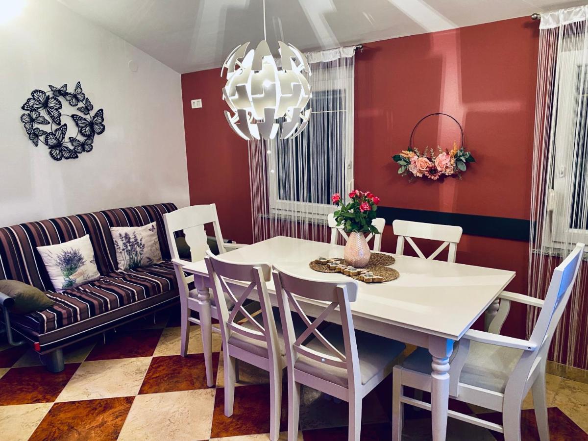 Apartman Silvija Crikvenica Luaran gambar
