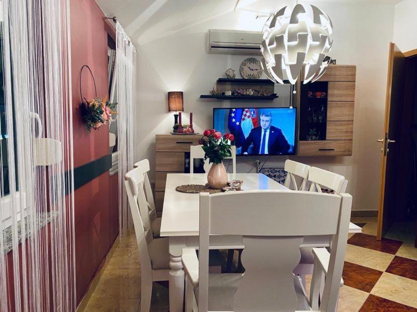 Apartman Silvija Crikvenica Luaran gambar